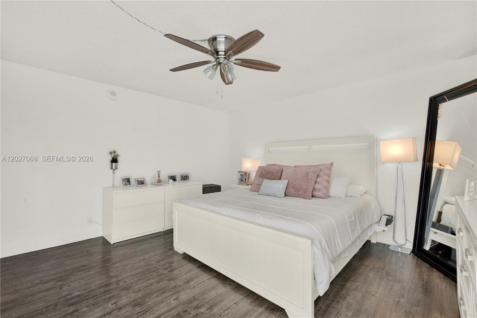 100 Bayview Dr 205 photo 20
