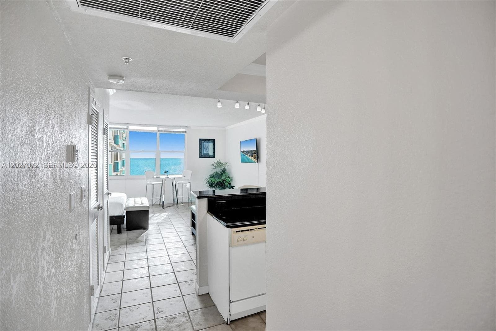 2501 S Ocean Dr 1219 (Available June 29) photo 4