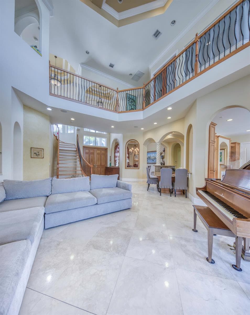 945 Cypress Drive photo 8