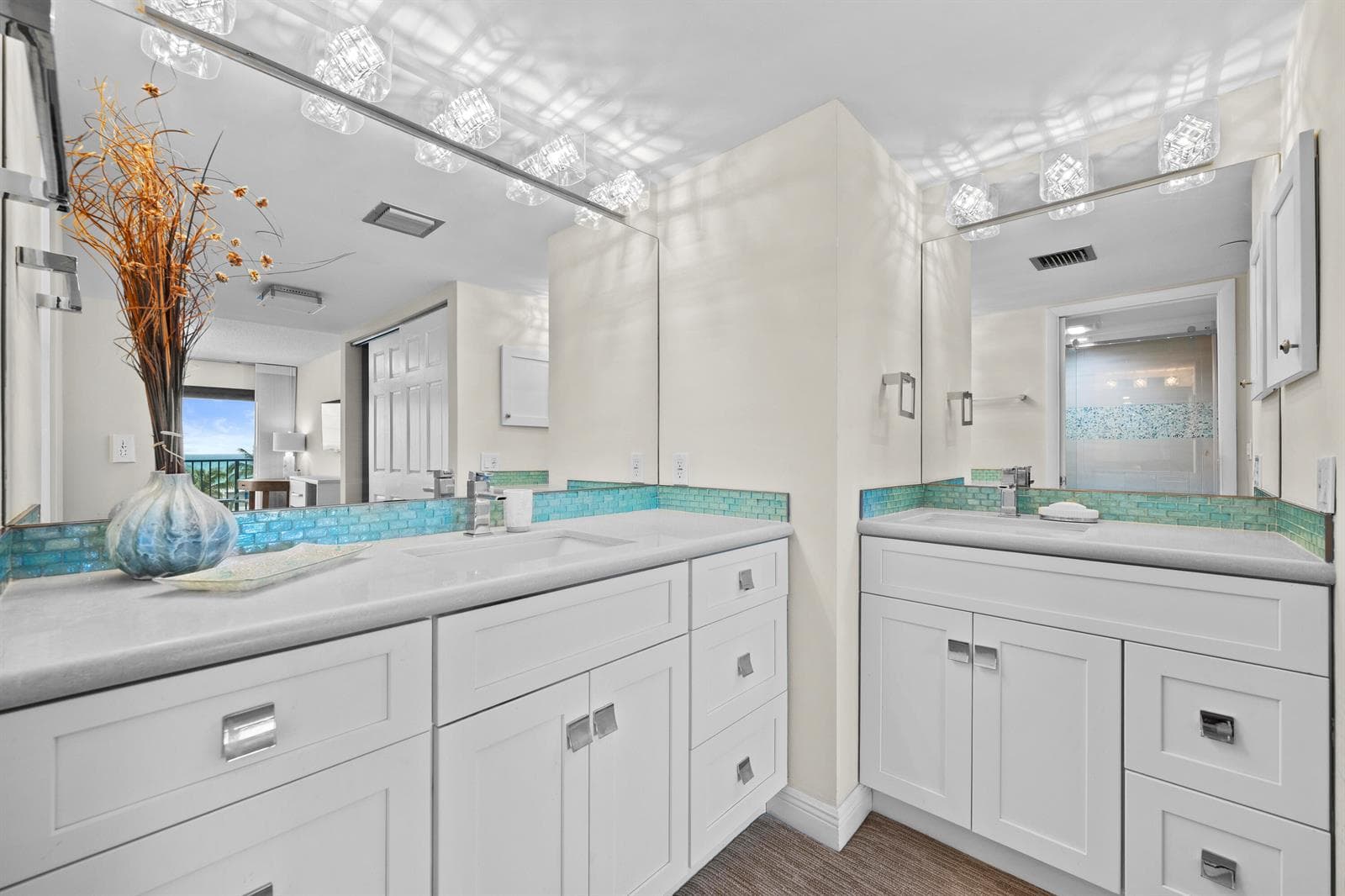 1045 Ocean Drive 503 photo 15