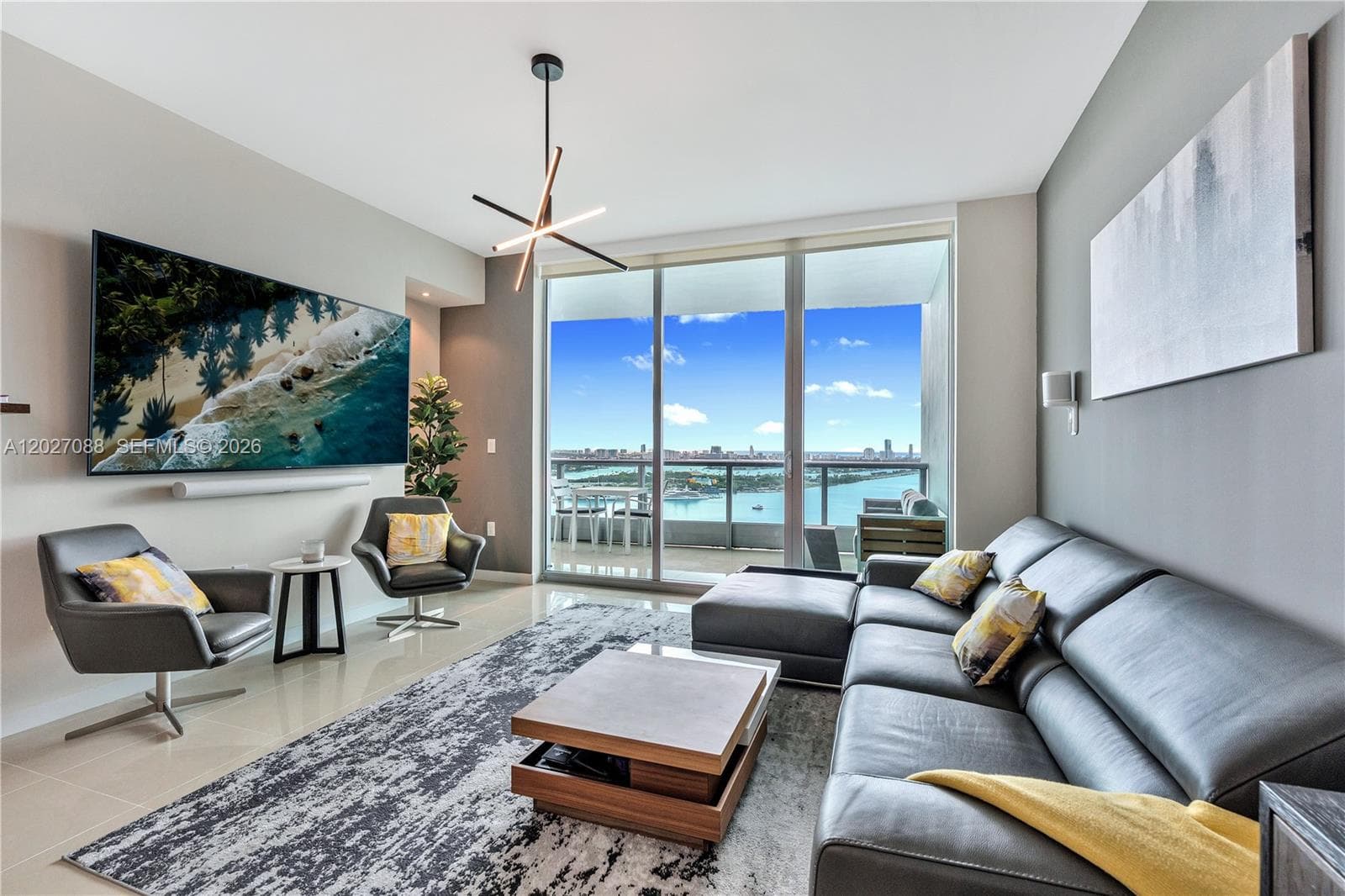 900 Biscayne Blvd 3109 photo 2