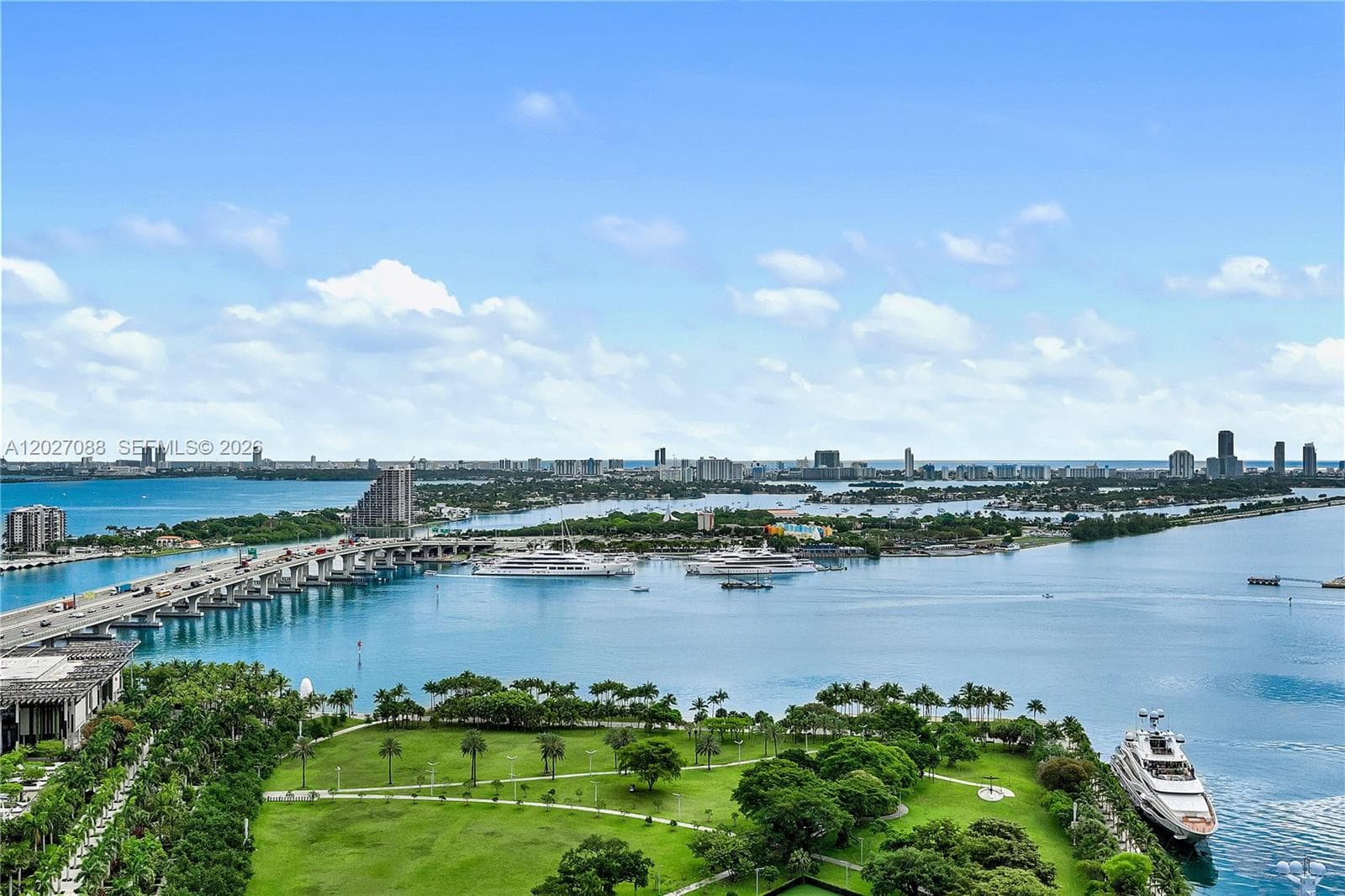 900 Biscayne Blvd 3109 photo 3