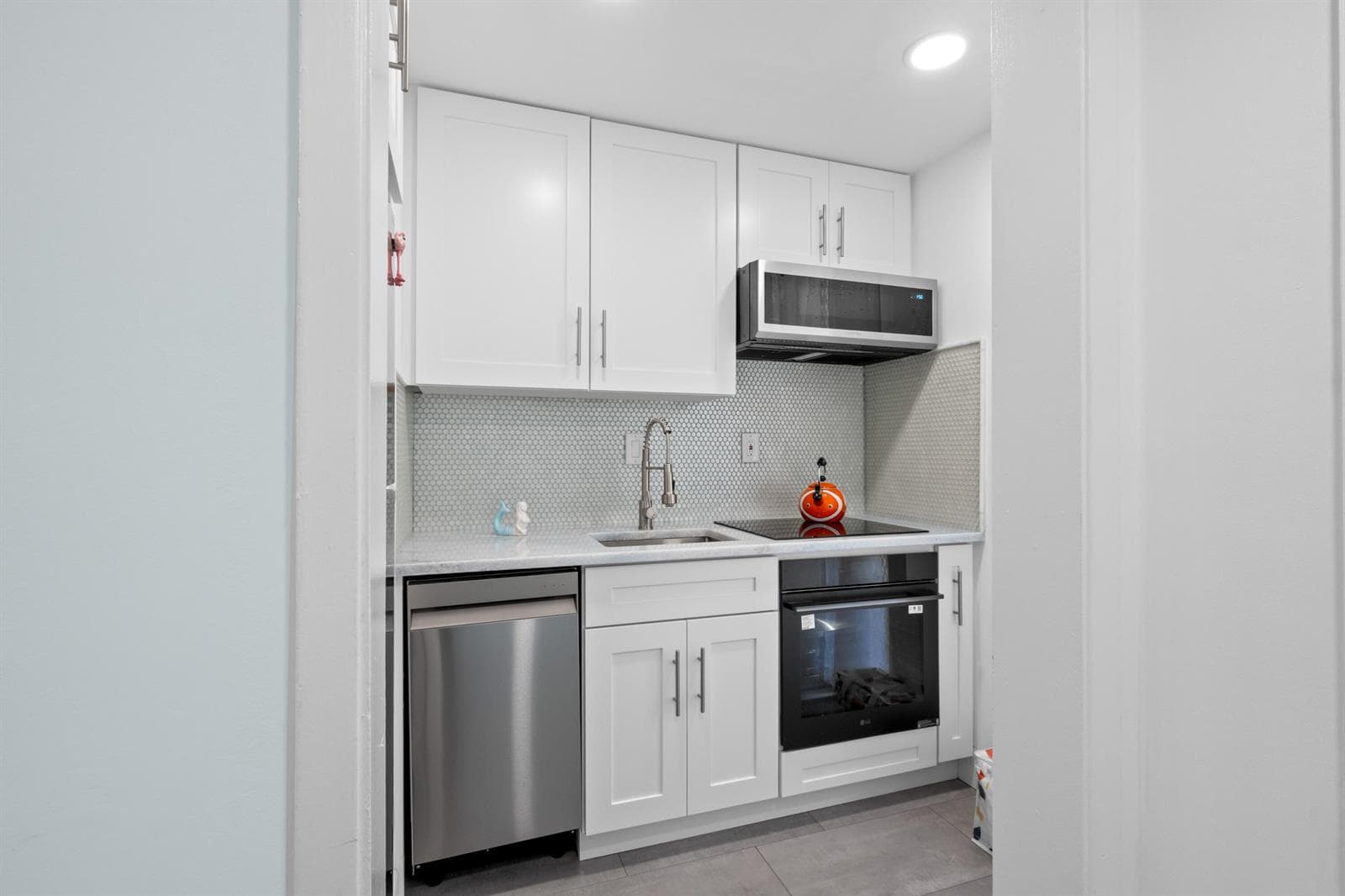 2508 Bay Drive Unit 105 photo 7