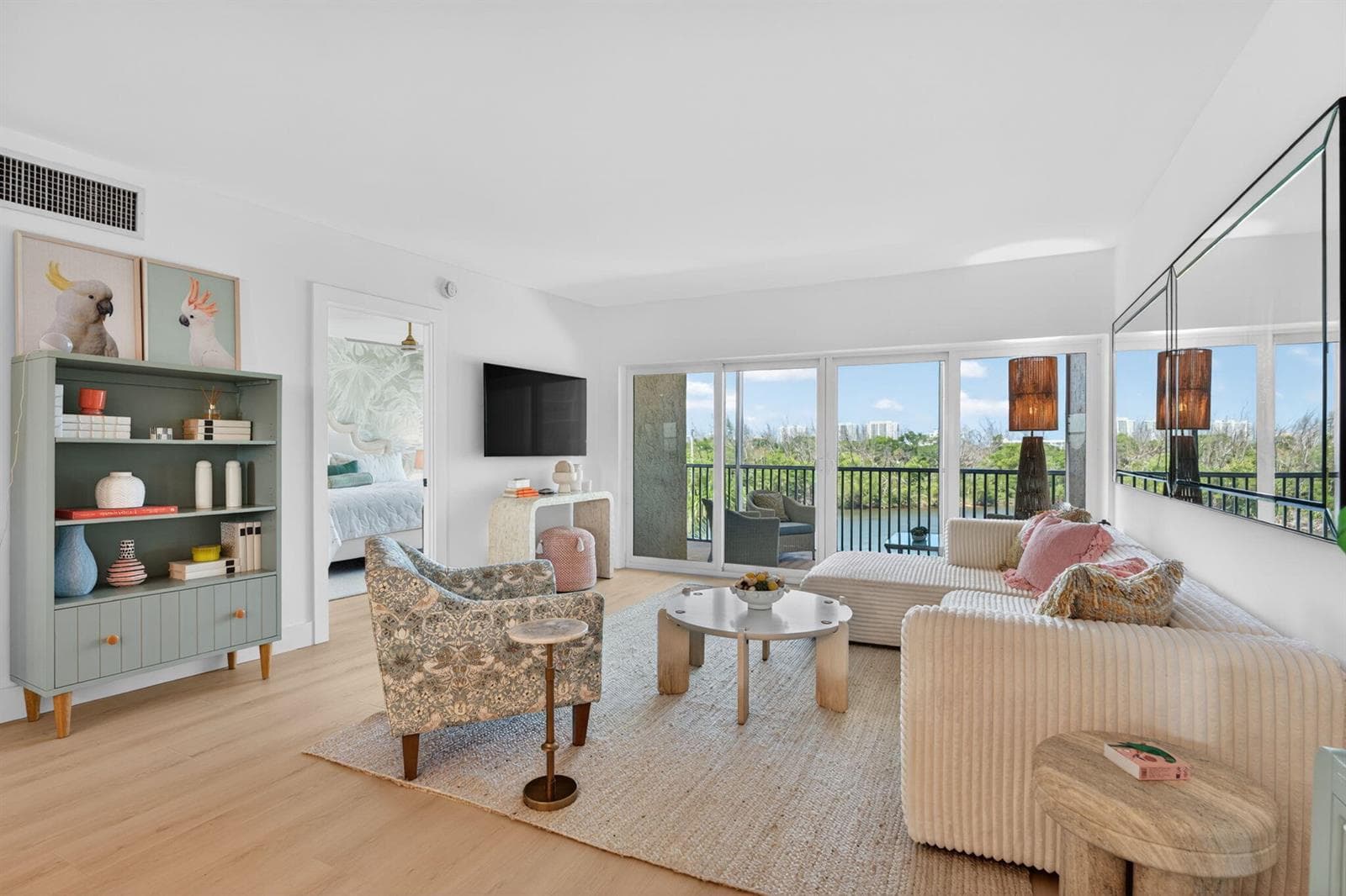 1427 E Hillsboro Boulevard 628 photo 17