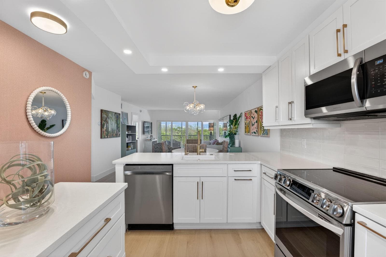 1427 E Hillsboro Boulevard 628 photo 9