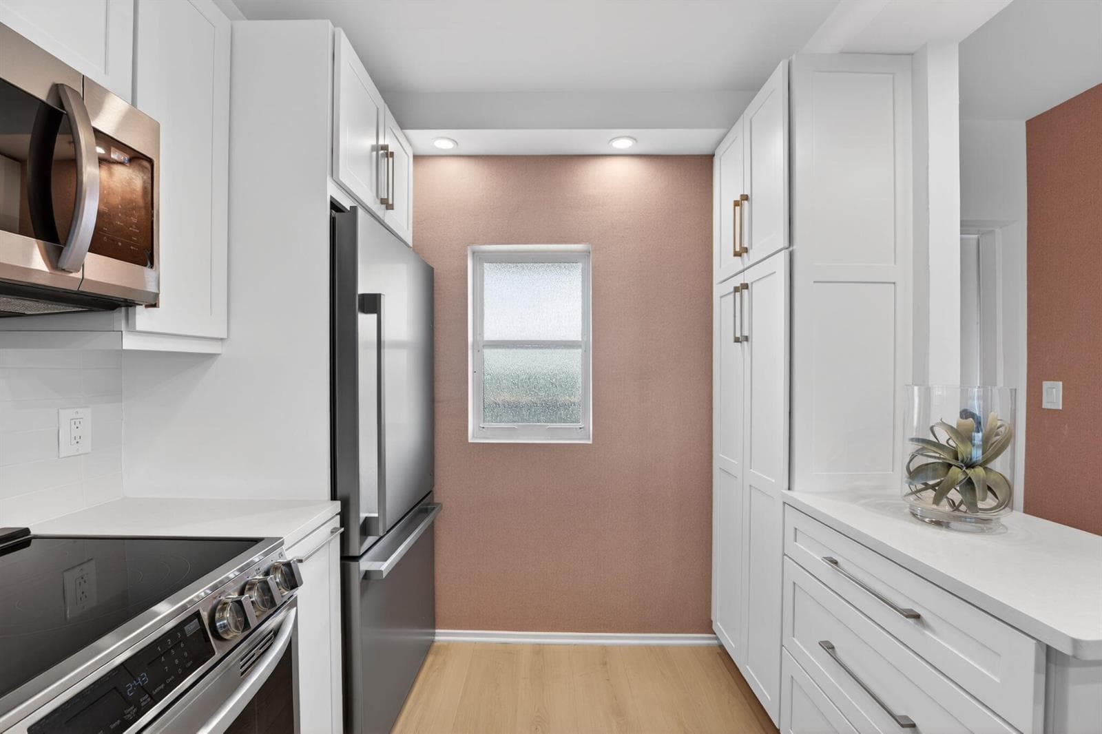 1427 E Hillsboro Boulevard 628 photo 11