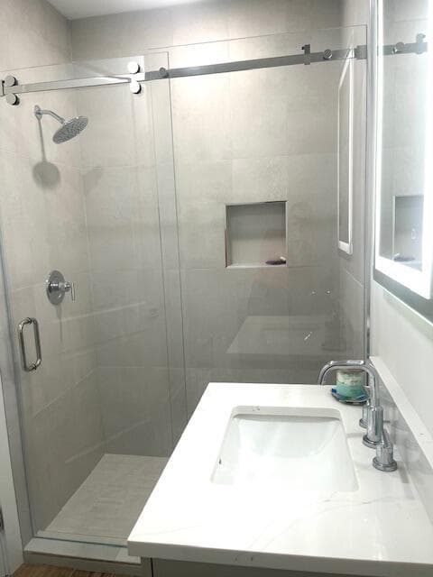184 Lake Drive 3102 photo 14