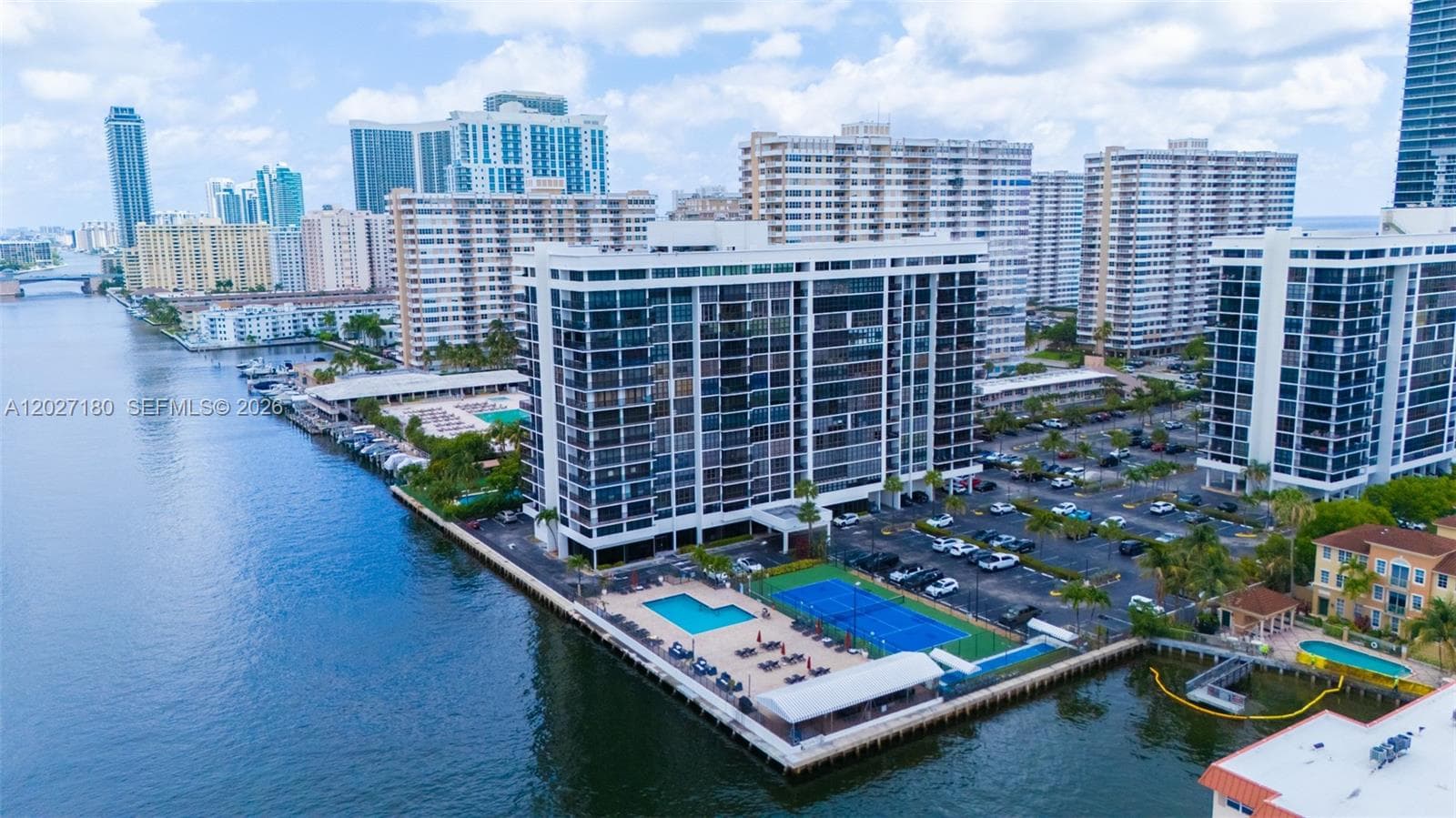 2017 S Ocean Dr 1104 photo 1