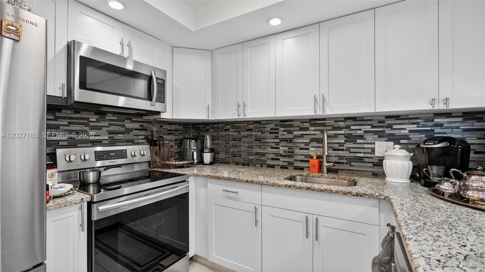 2017 S Ocean Dr 1104 photo 11