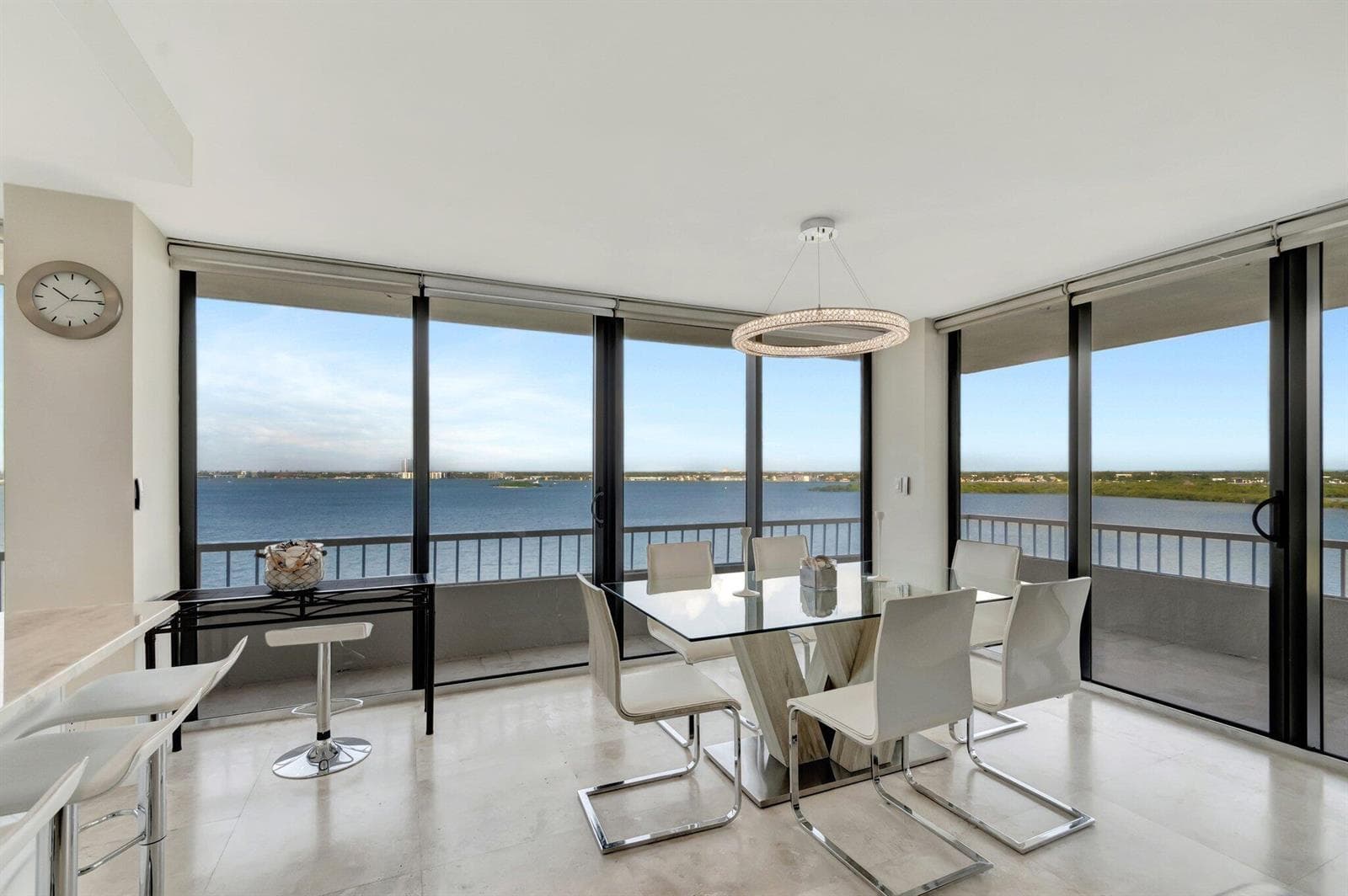 5550 N Ocean Drive 10d photo 9