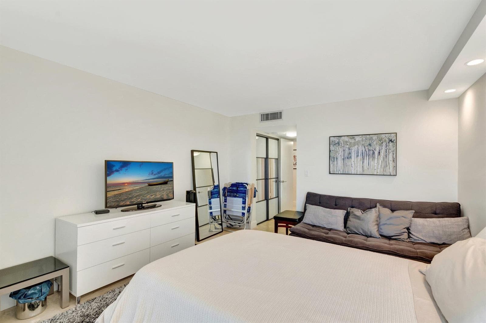 5550 N Ocean Drive 10d photo 11