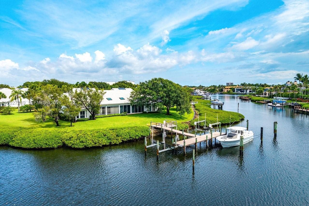 3602 Captains Way photo 25