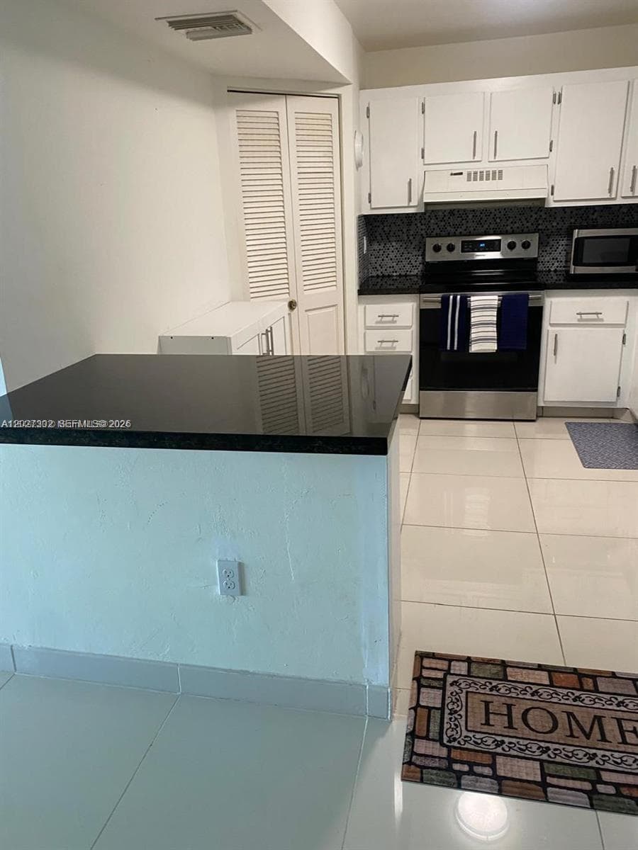 9273 Collins Ave 506 photo 10