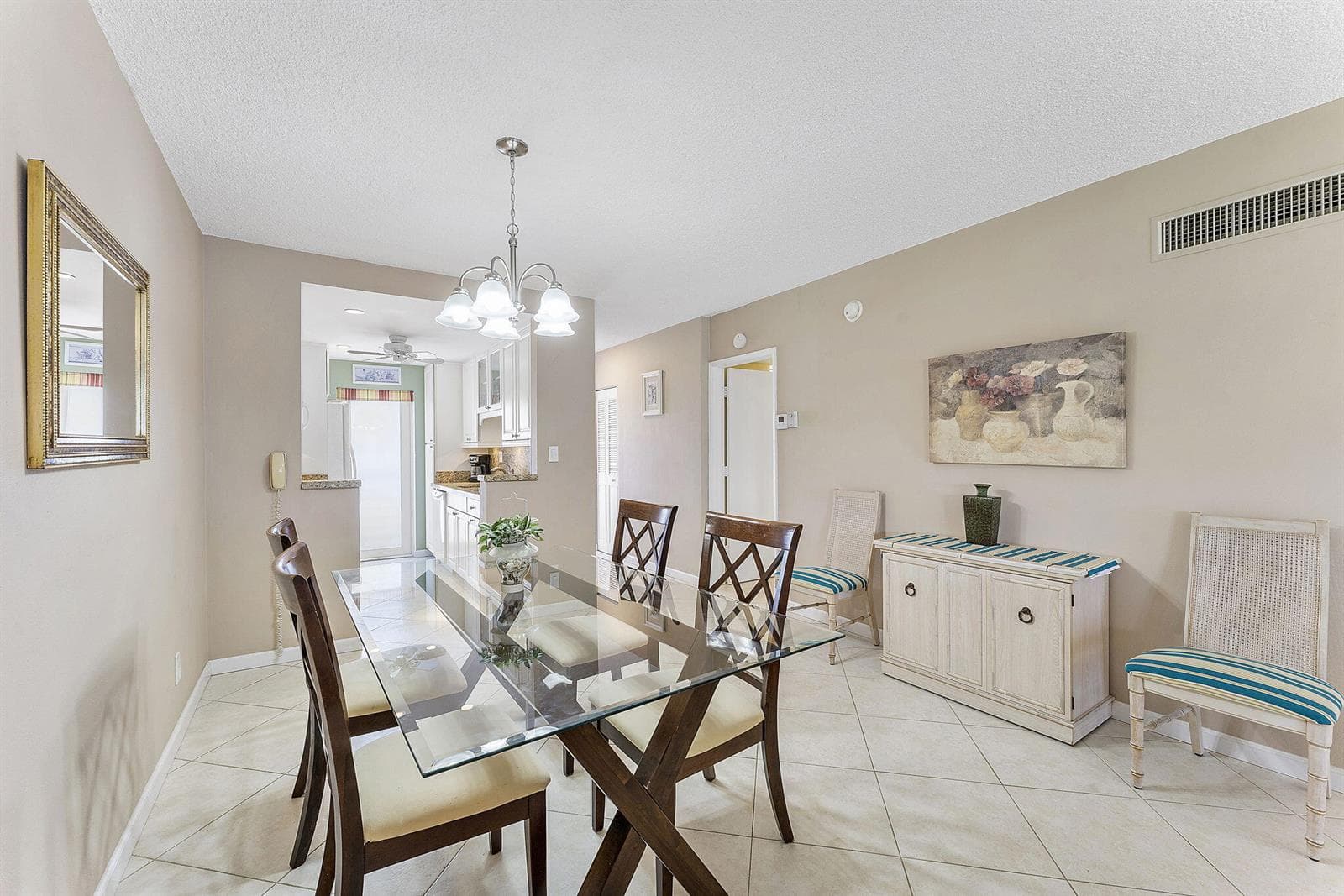 101 NE 19th Avenue 208 photo 4