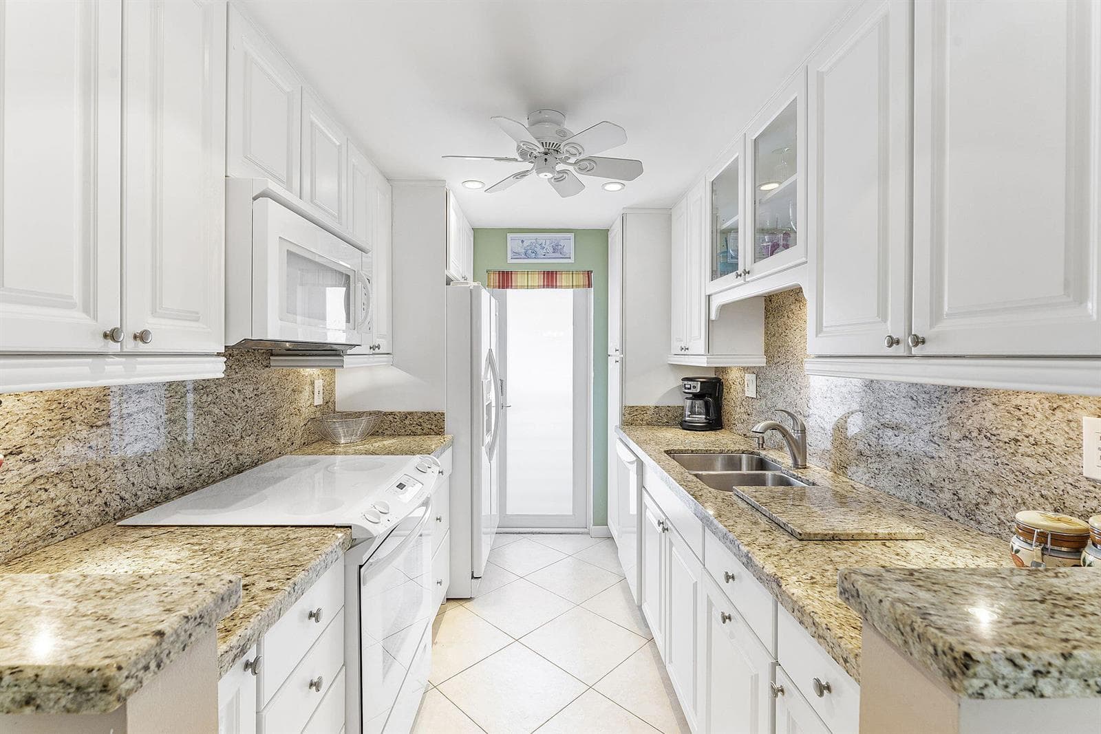 101 NE 19th Avenue 208 photo 8
