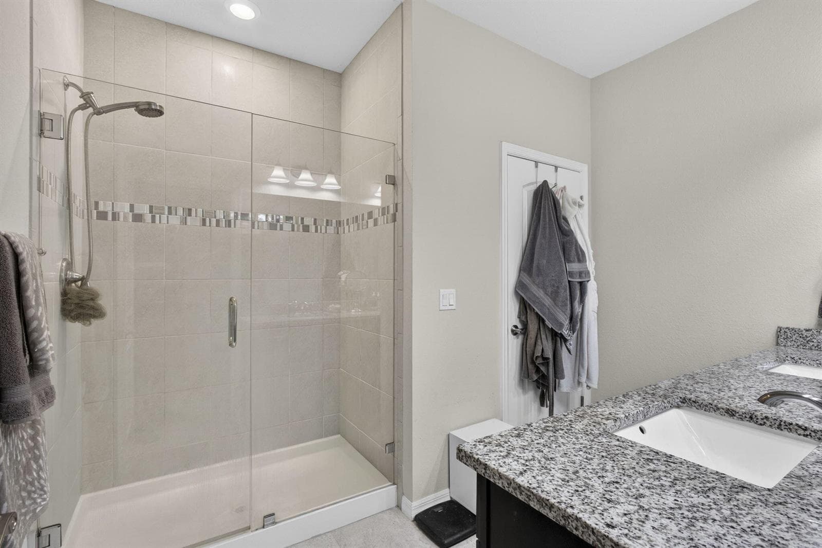 8347 Cadre Noir Road photo 18