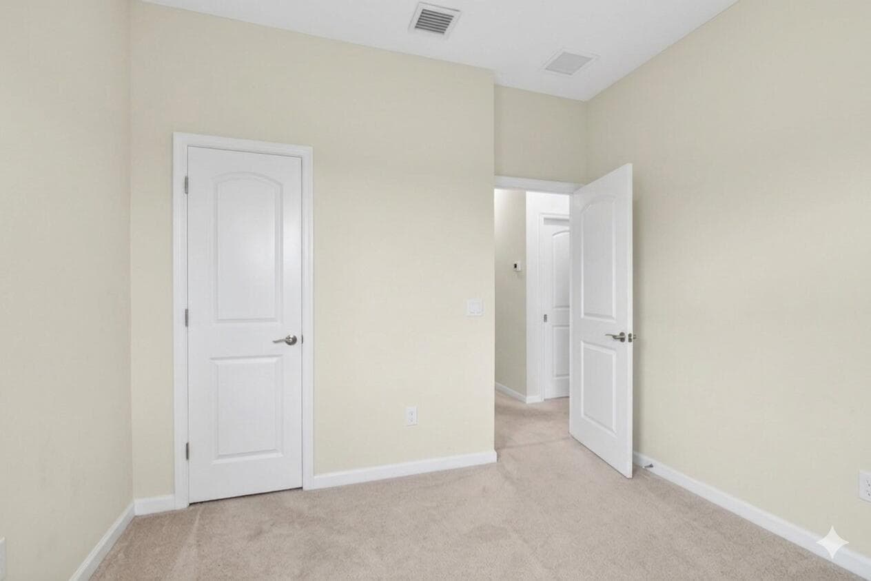 8347 Cadre Noir Road photo 15