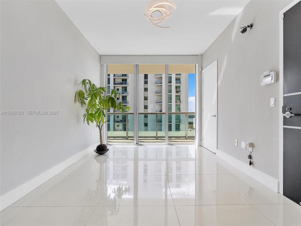 7935 East Drive Unit 1202 photo 16