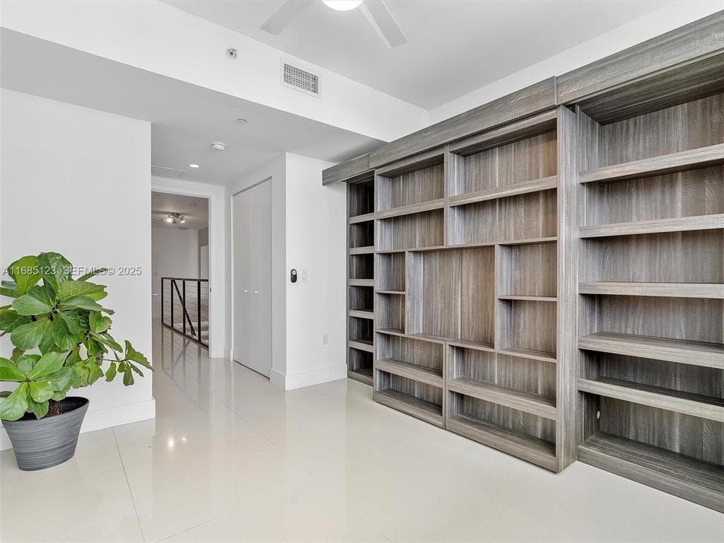 7935 East Drive Unit 1202 photo 20
