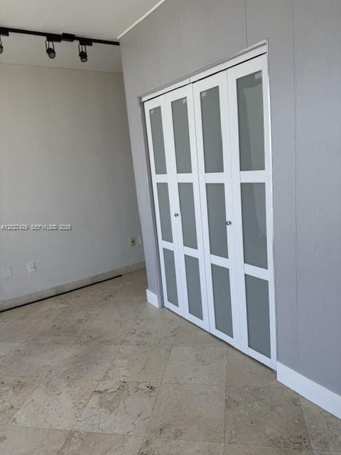 555 NE 15th St 520 photo 9