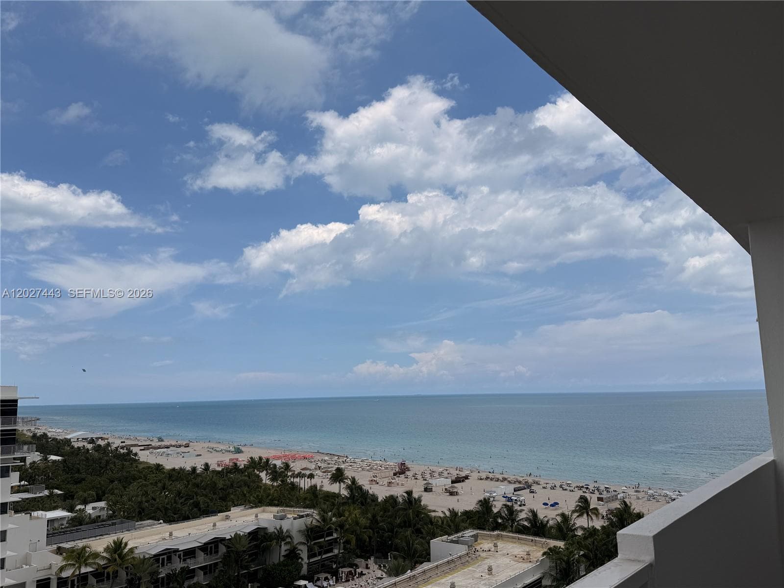 100 Lincoln Rd 1427 photo 16