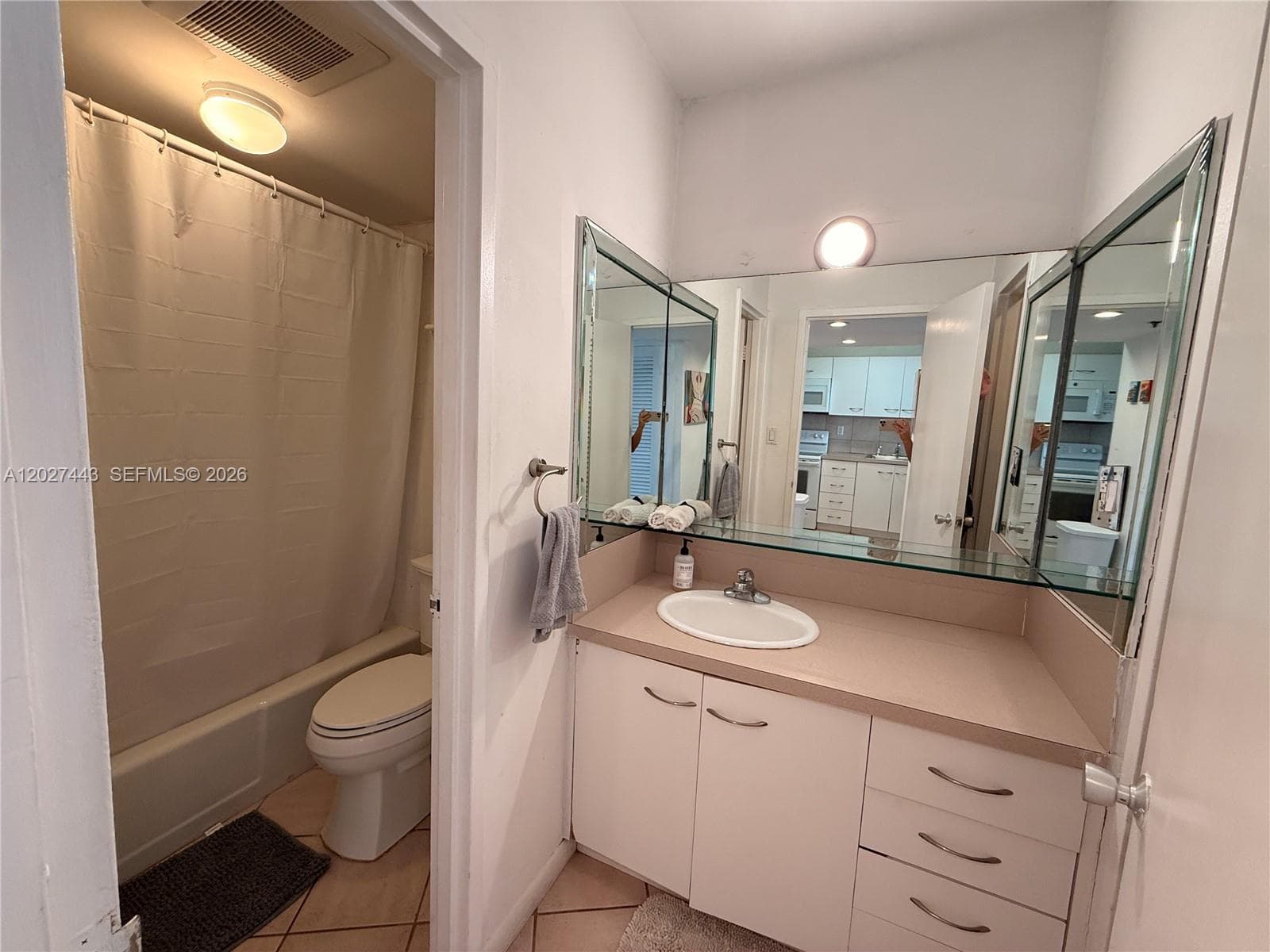 100 Lincoln Rd 1427 photo 12