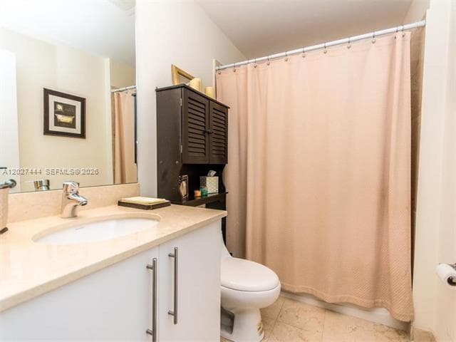 3330 NE 190th St 2411 photo 17
