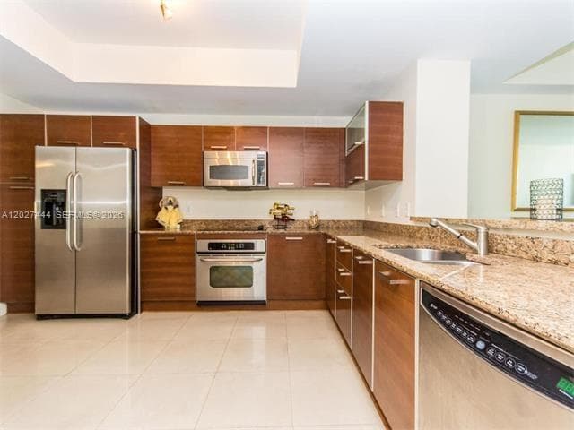 3330 NE 190th St 2411 photo 19
