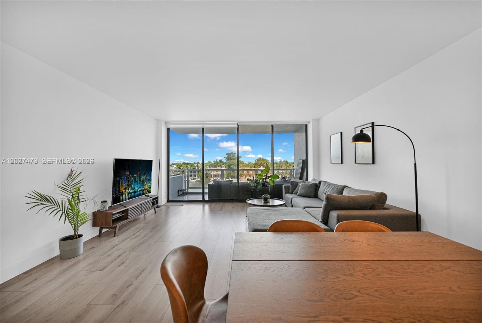 5700 Collins Ave 5J photo 8
