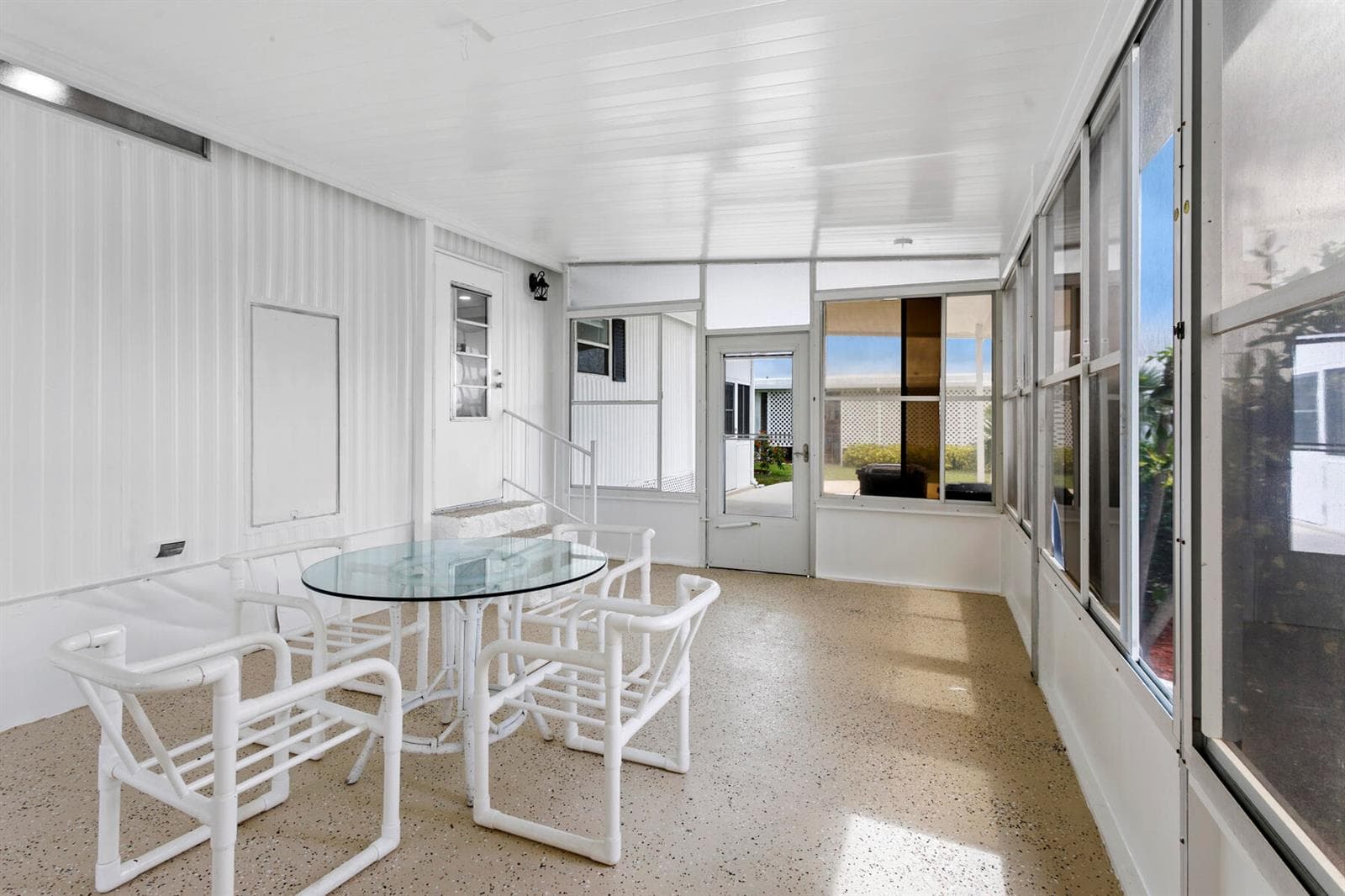 39016 Gayle Bay photo 5
