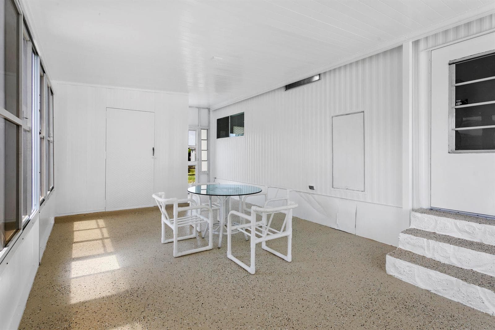 39016 Gayle Bay photo 4