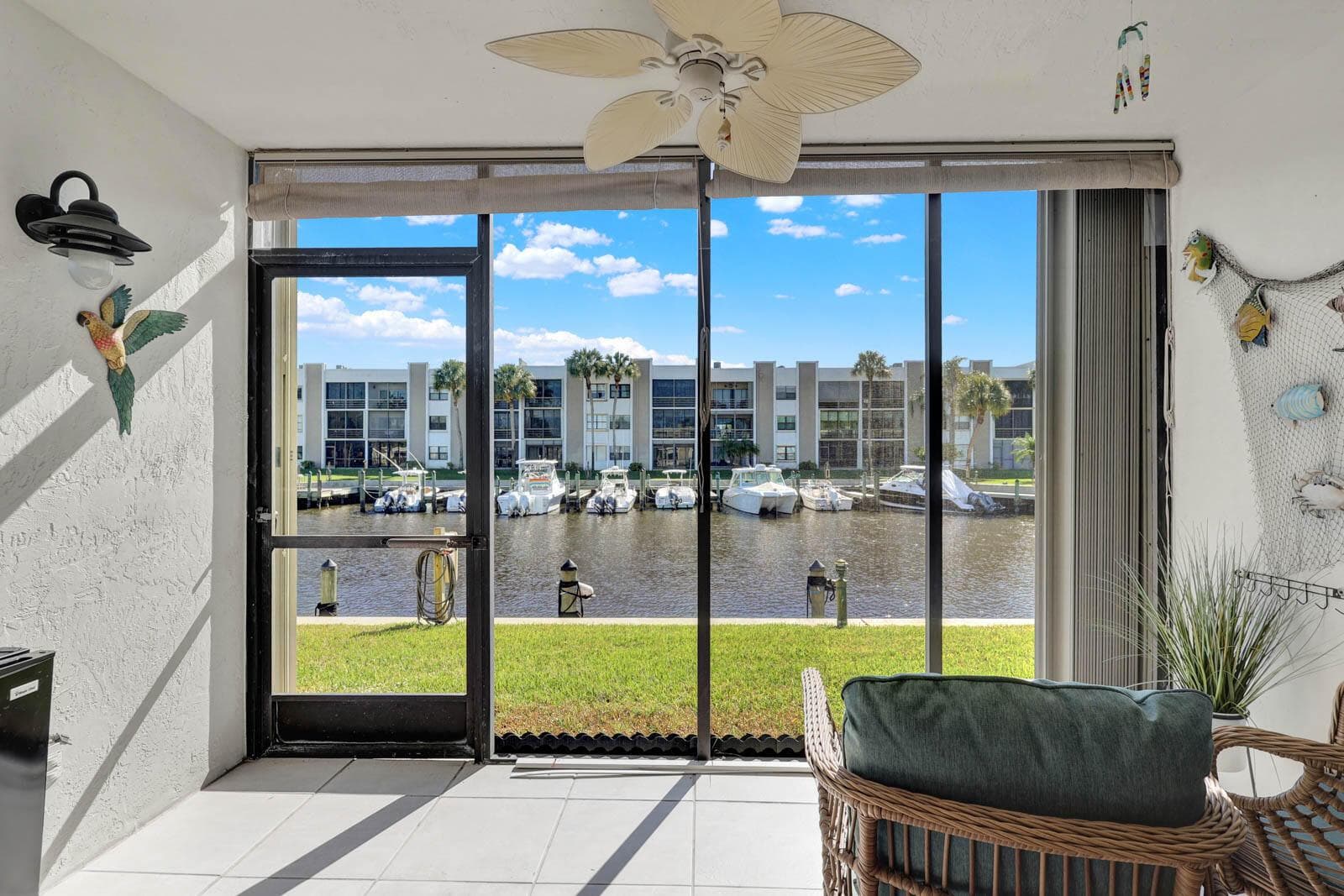 1950 SW Palm City Road 9102 photo 21