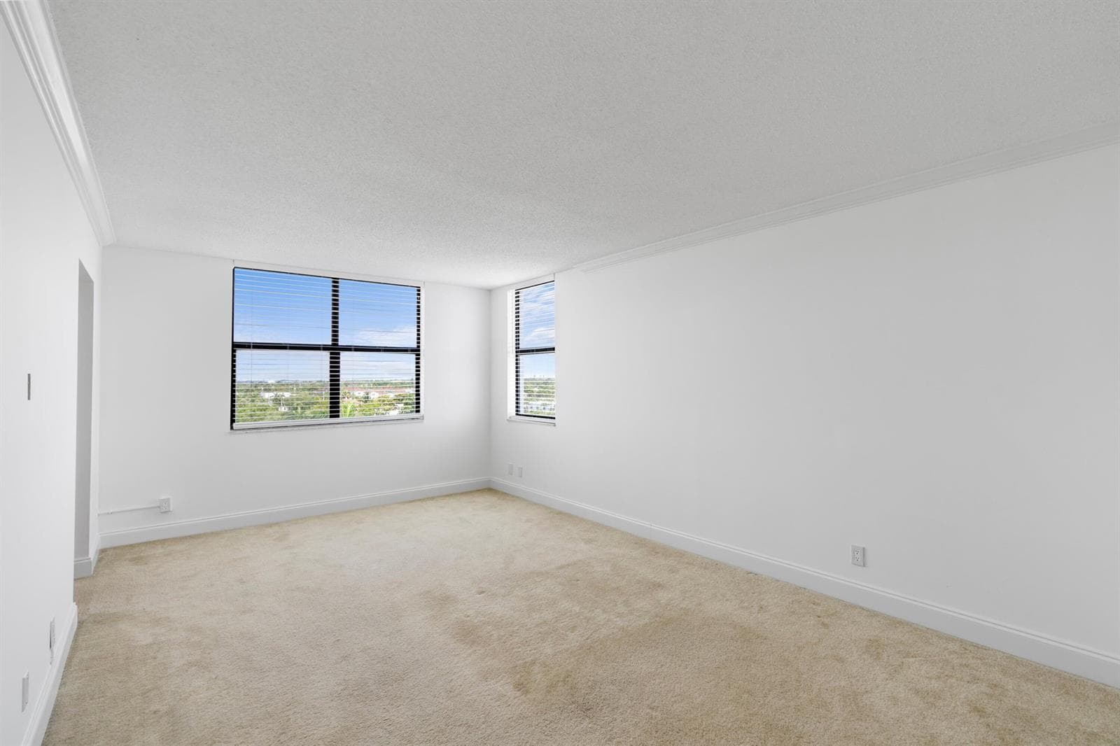 3800 Washington Road 812 photo 6