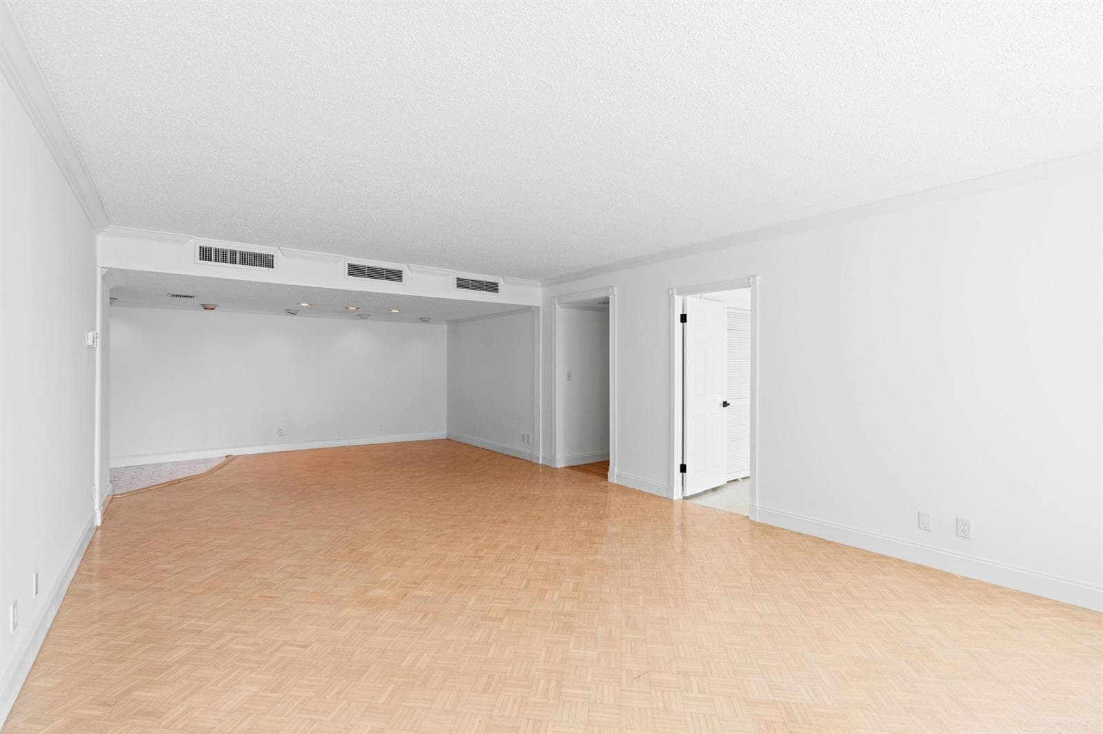3800 Washington Road 812 photo 5
