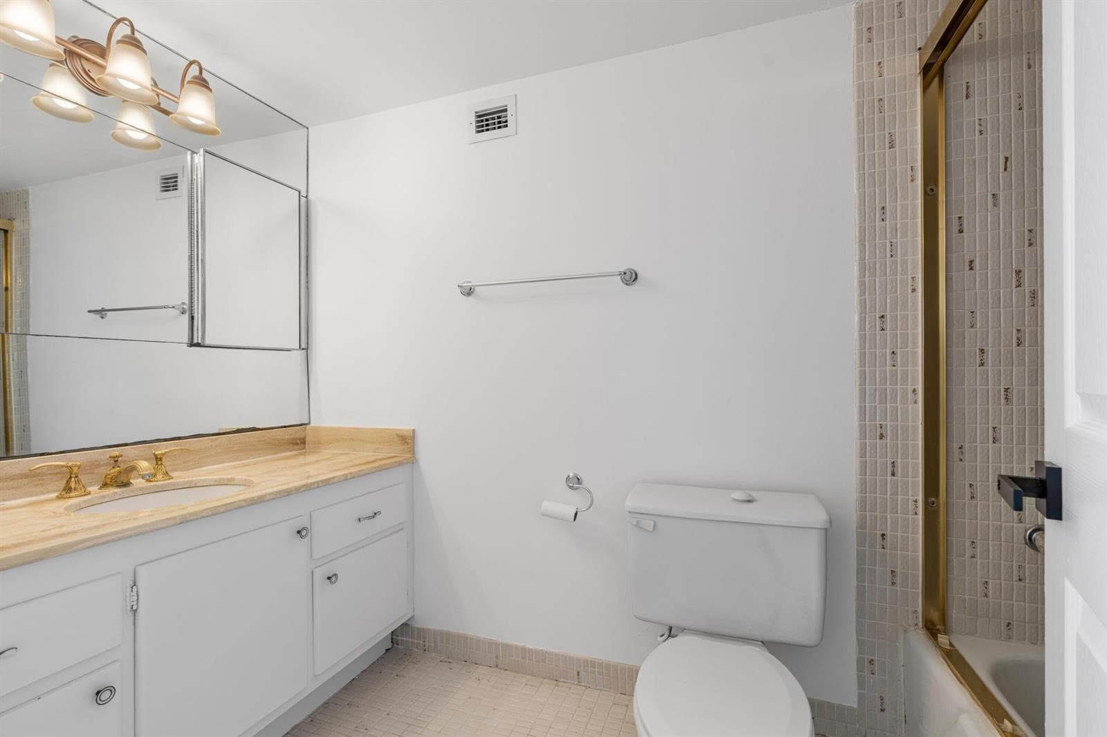 3800 Washington Road 812 photo 8