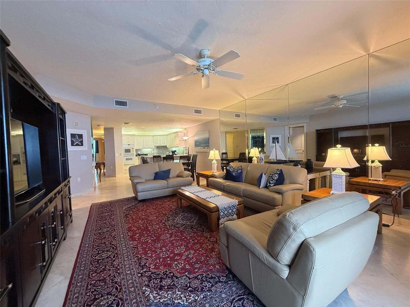 800 Ocean Drive 1104 photo 15