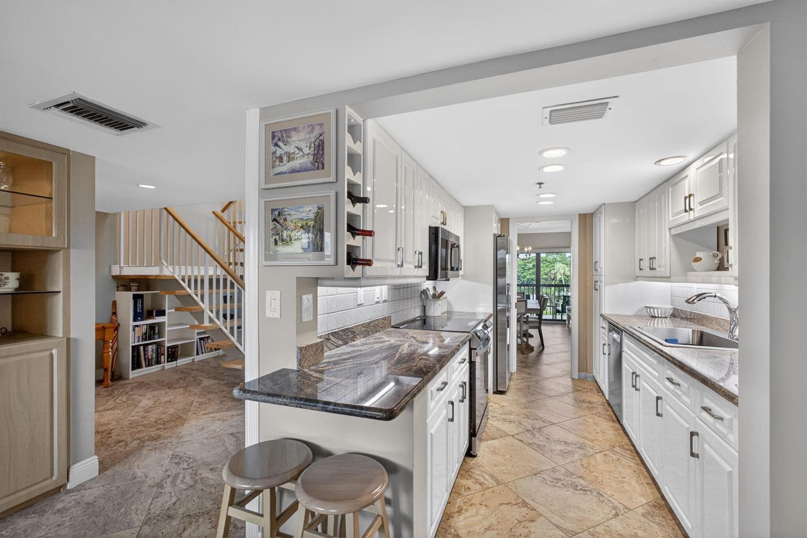 364 Golfview Road 506 photo 10