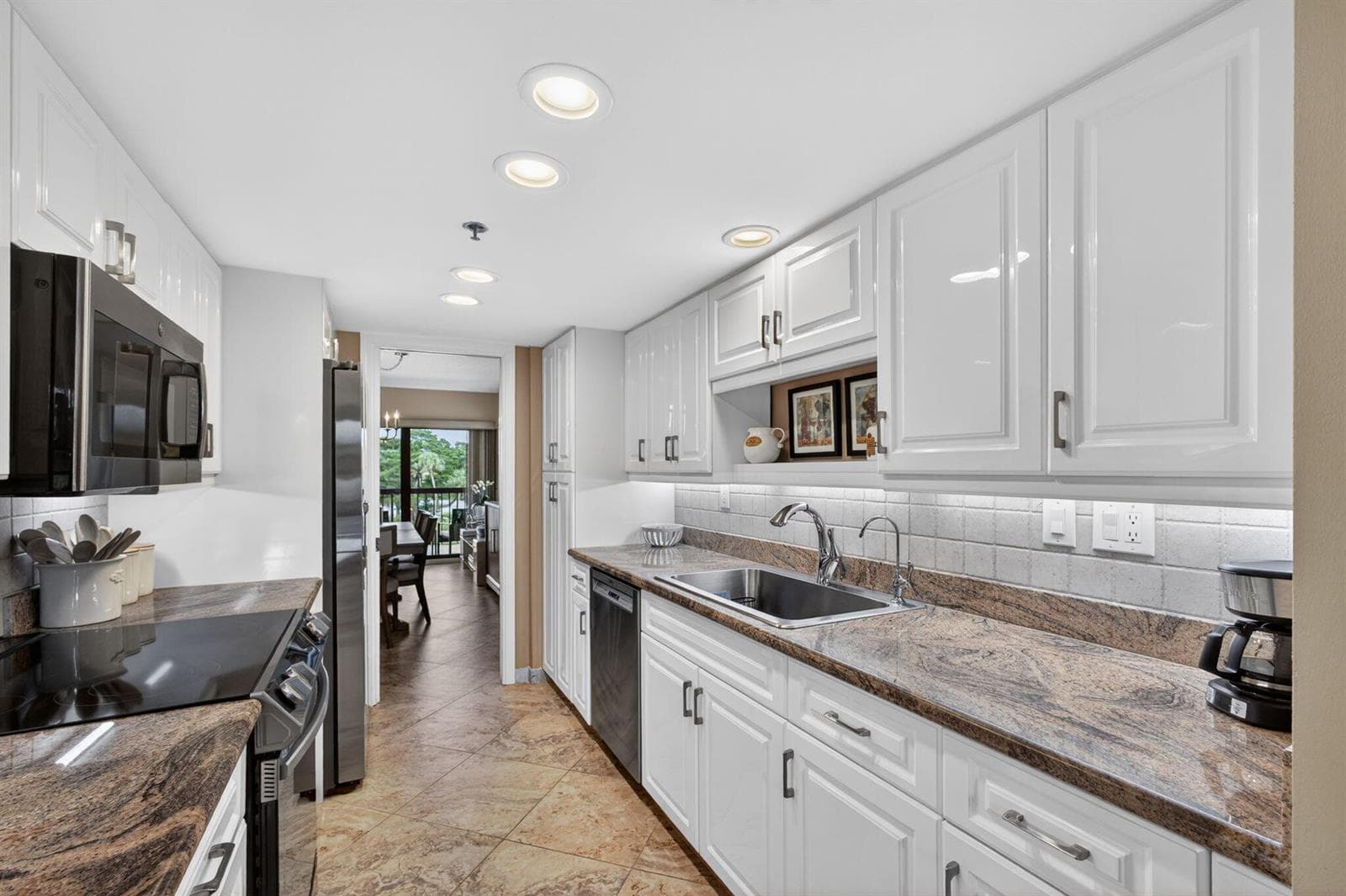 364 Golfview Road 506 photo 11