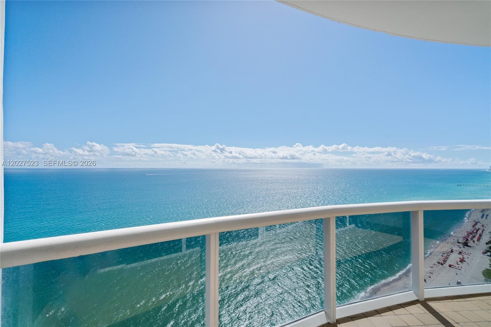 18201 Collins Ave 4209 photo 2