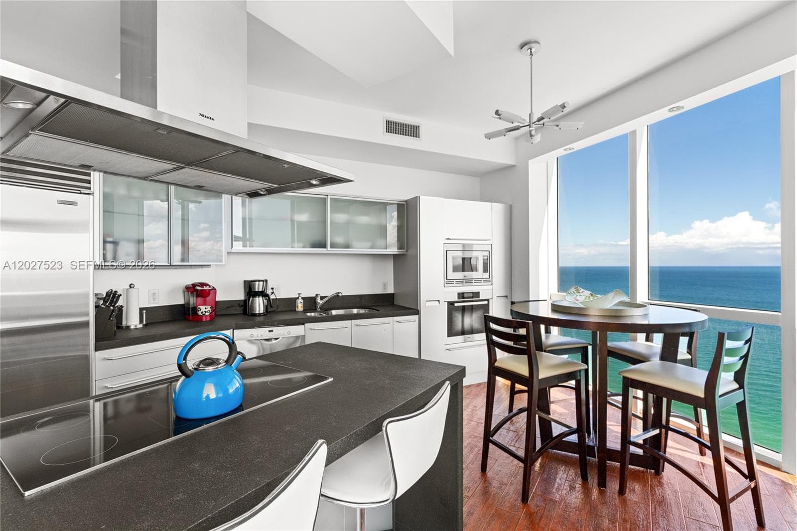 18201 Collins Ave 4209 photo 6