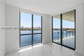 17111 Biscayne Blvd 1210 photo 14