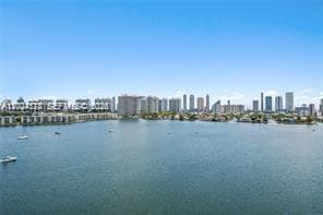 17111 Biscayne Blvd 1210 photo 19