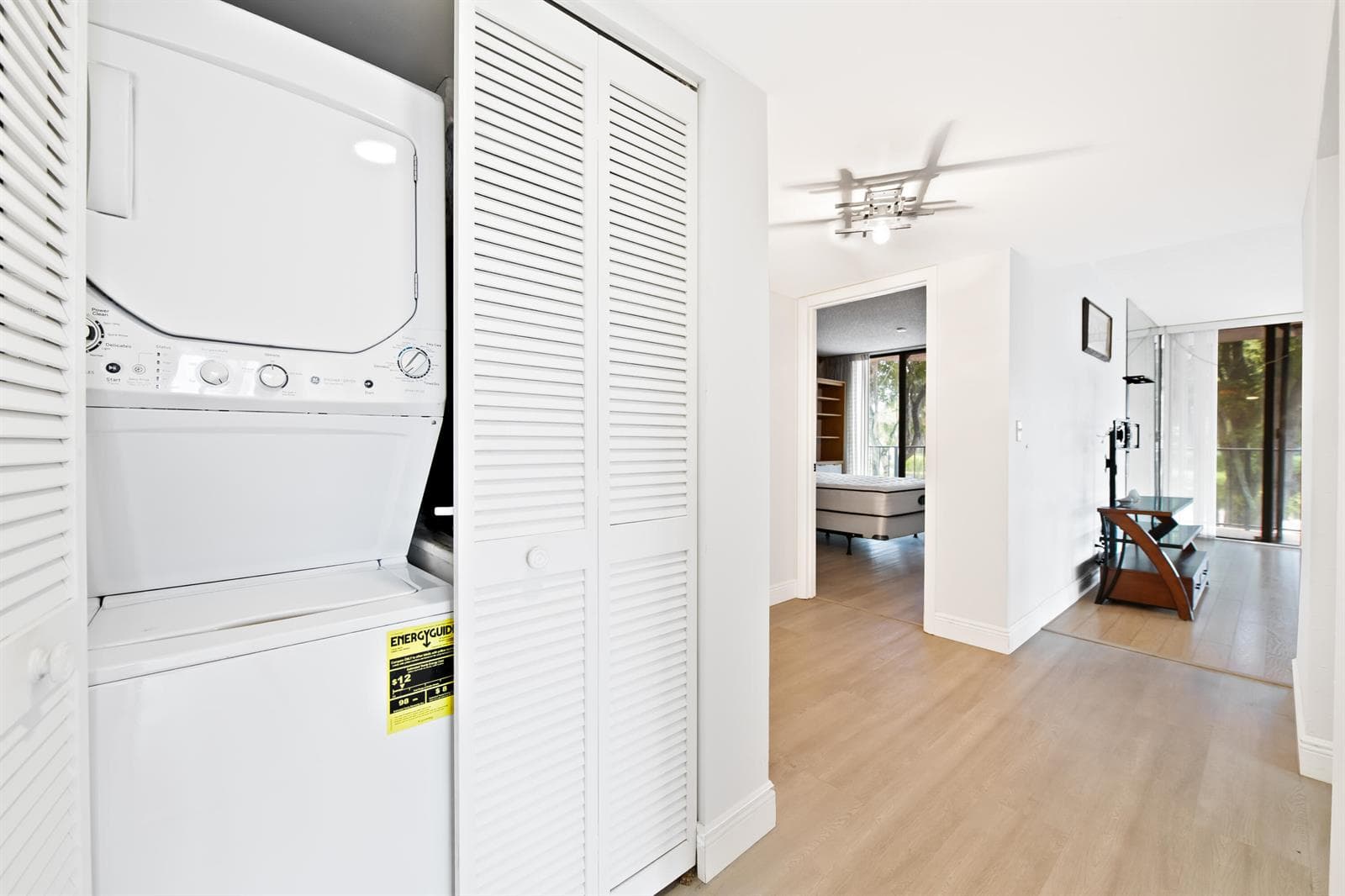 799 Jeffery Street 201 photo 15