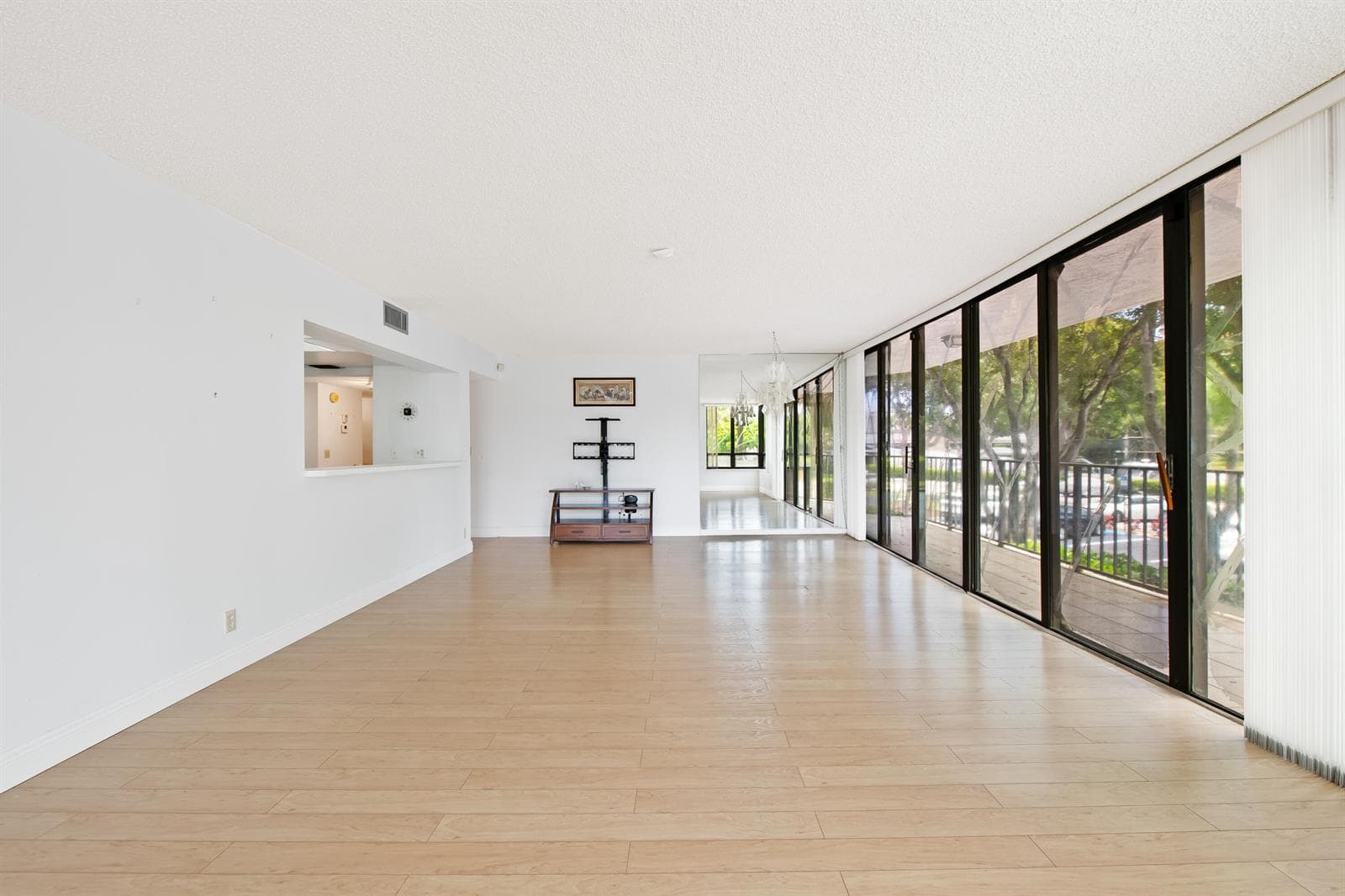799 Jeffery Street 201 photo 4