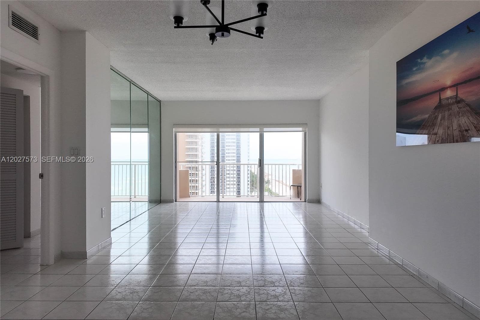 1950 S Ocean Dr 11M photo 2