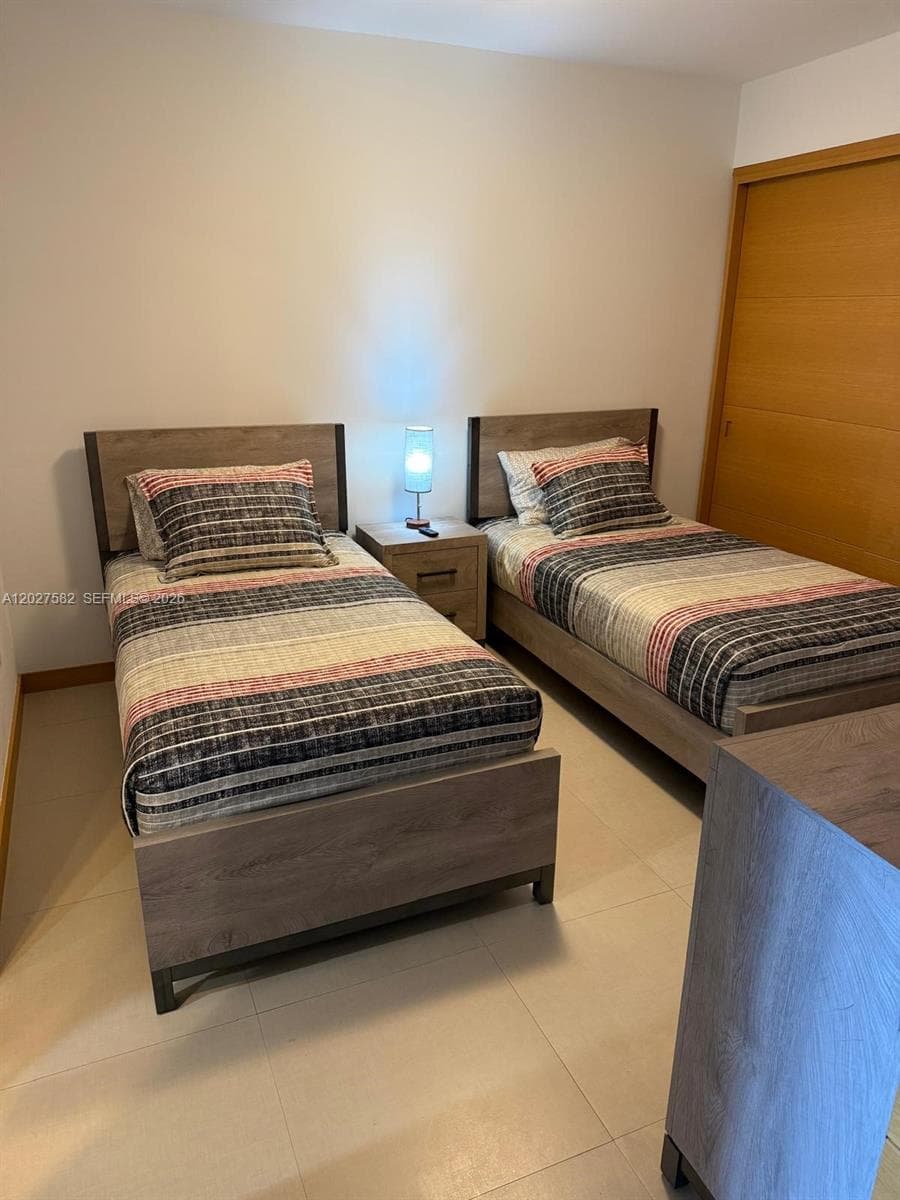 1830 S Ocean Dr 4404 photo 6