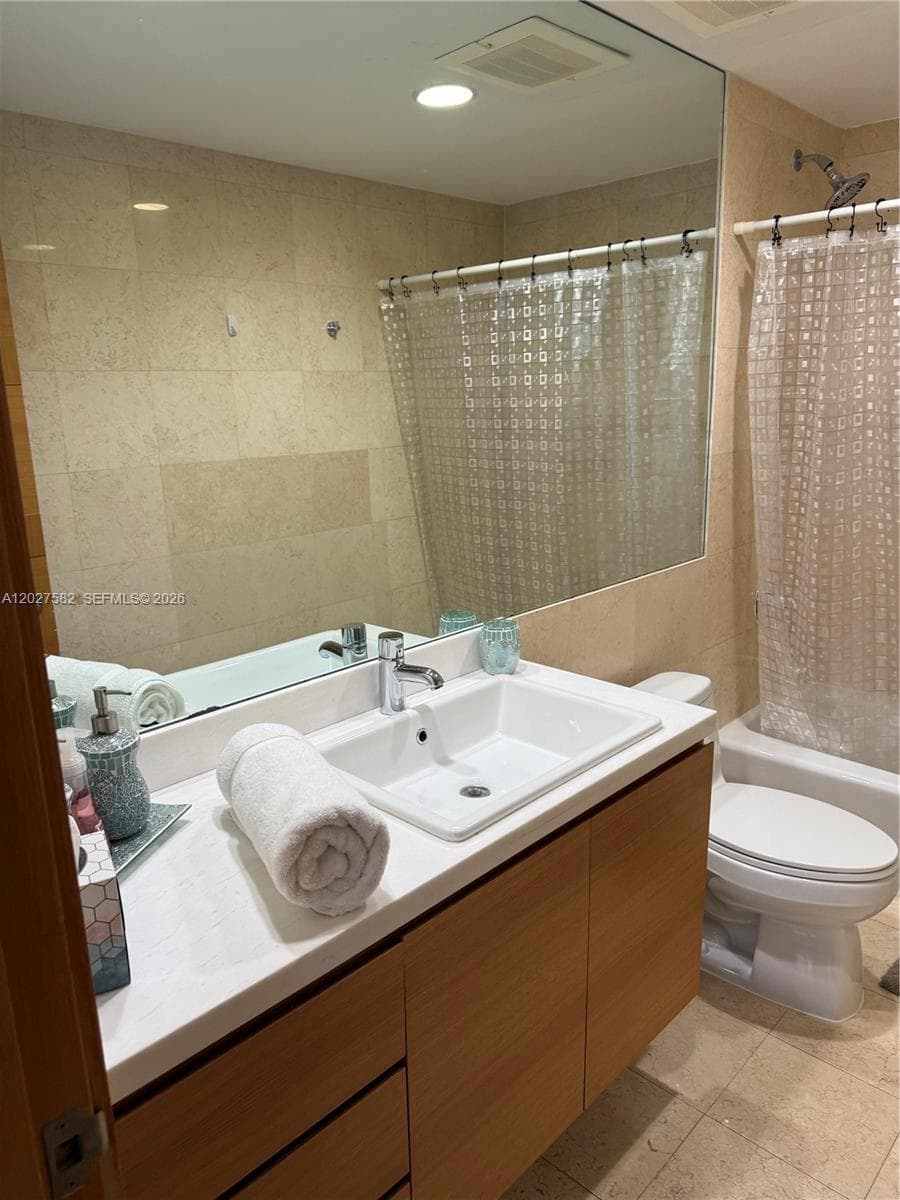 1830 S Ocean Dr 4404 photo 22