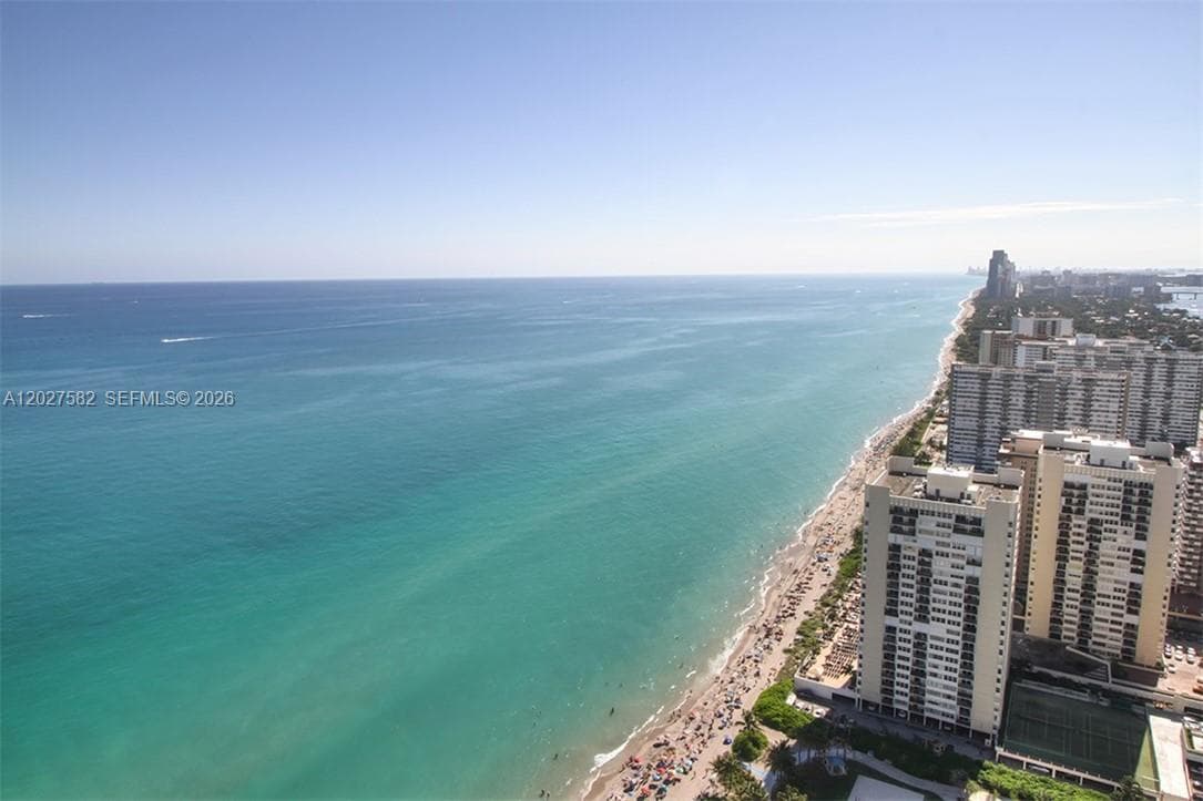 1830 S Ocean Dr 4404 photo 3