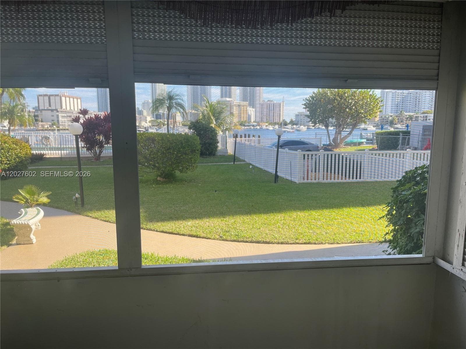 450 Golden Isles Dr 1H photo 14