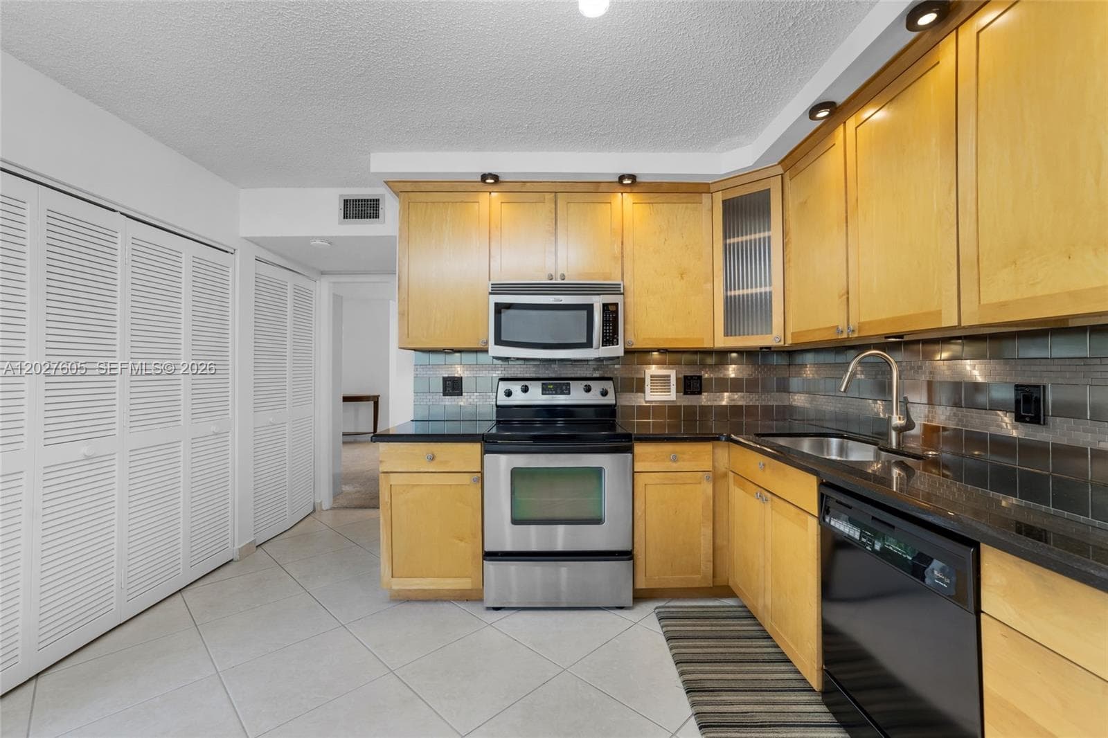 2814 N 46th Ave H475 photo 5